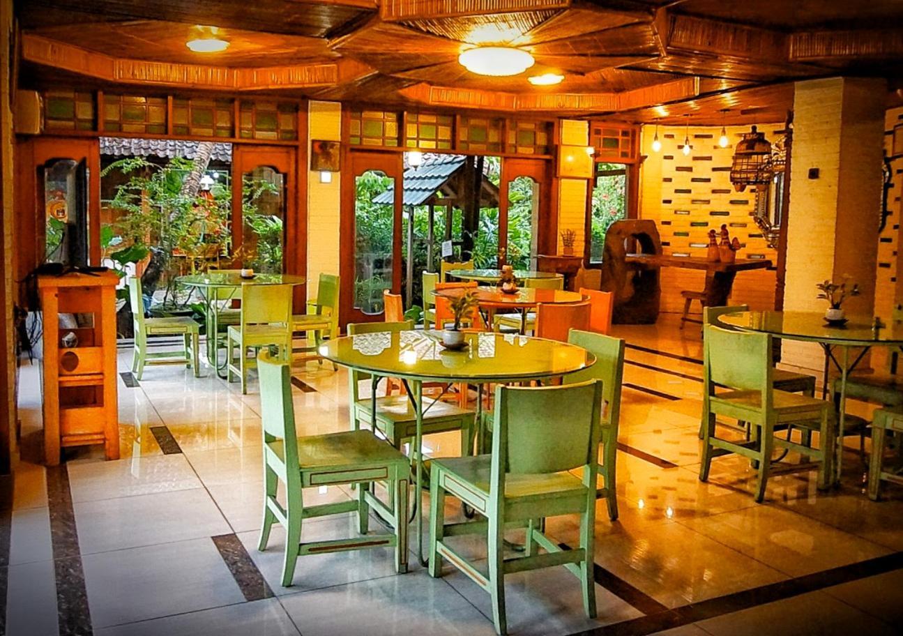 Arys Garden Hotel Yogyakarta Джокьякарта Экстерьер фото