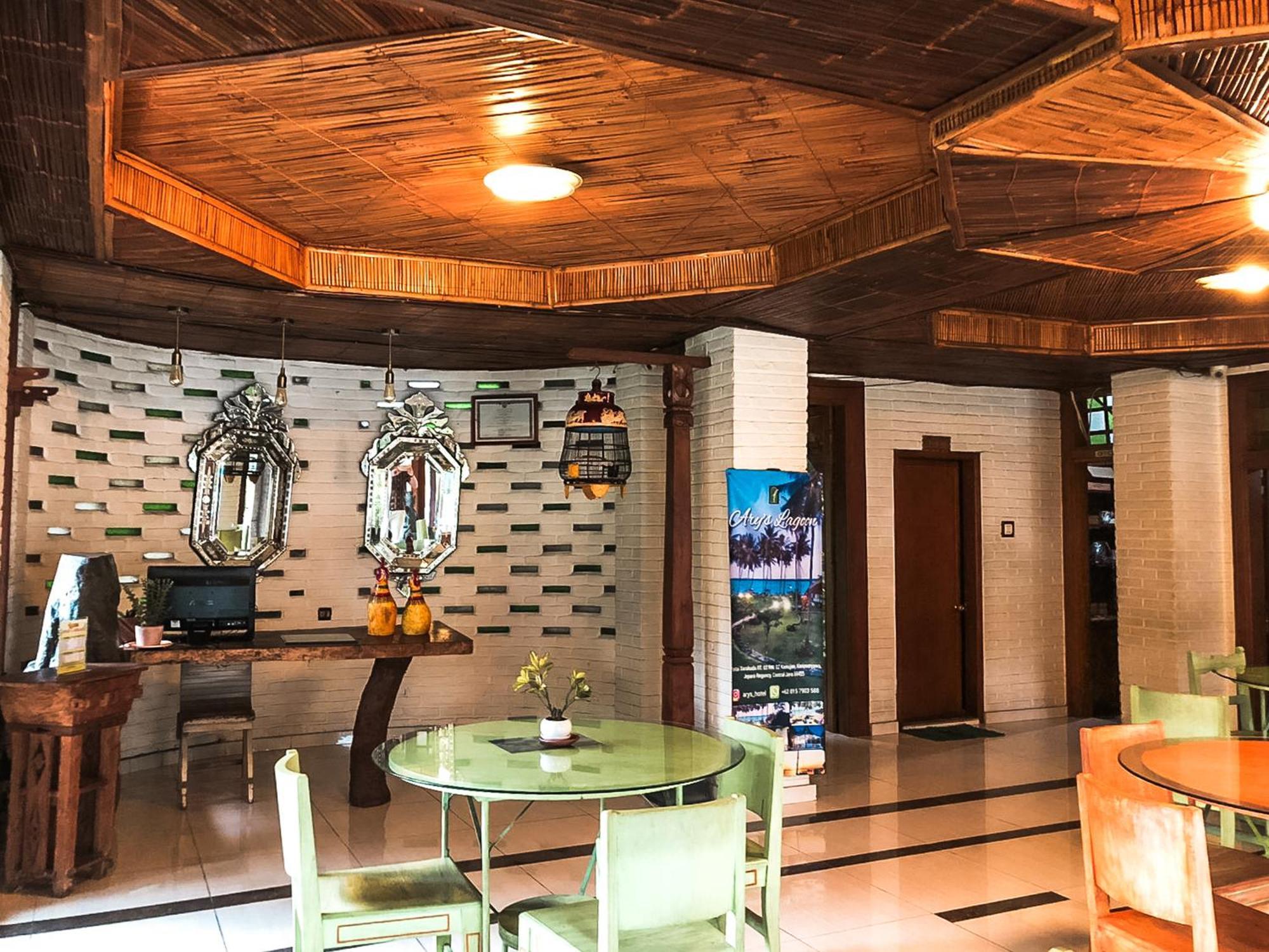 Arys Garden Hotel Yogyakarta Джокьякарта Экстерьер фото